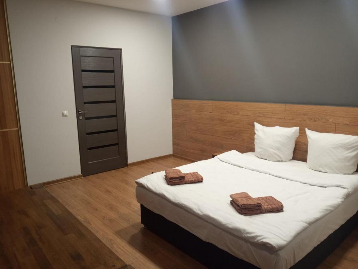 Apartment 1-комнатная вип уровня посуточно в ужгороде. ул.другетов Uzhhorod
