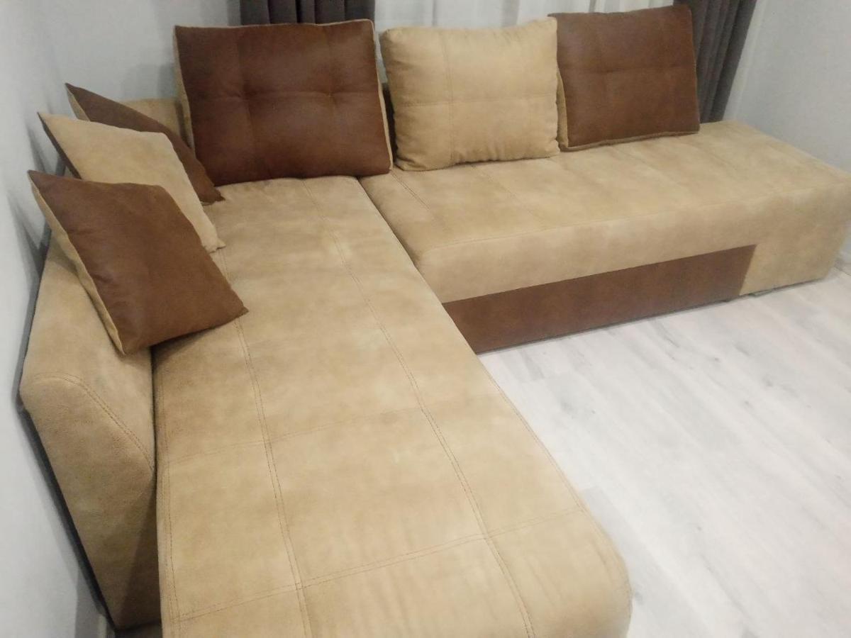 1-комнатная вип уровня посуточно в ужгороде. ул.другетов Apartment *